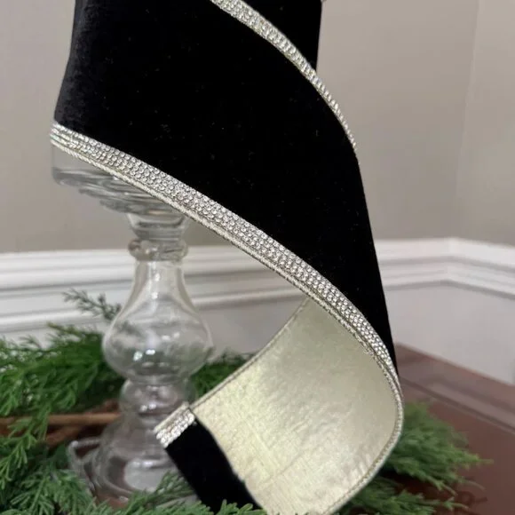 Farrisilk Winter Diamonds Black 4" Velvet Ribbon 2 Rolls Available - Picture 3 of 3